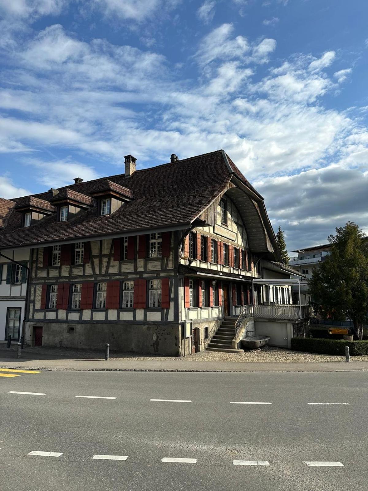 Landgasthof Krone Uetendorf Exterior foto